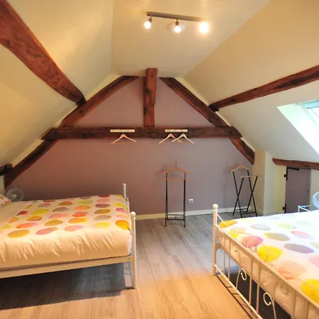 לינה וארוחת בוקר La Ferme Du Vintue Etrechy (Essonne)